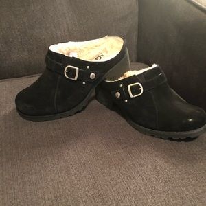 🎉SALE 50% OFF LISTED PRICE Excellent UGG Clogs